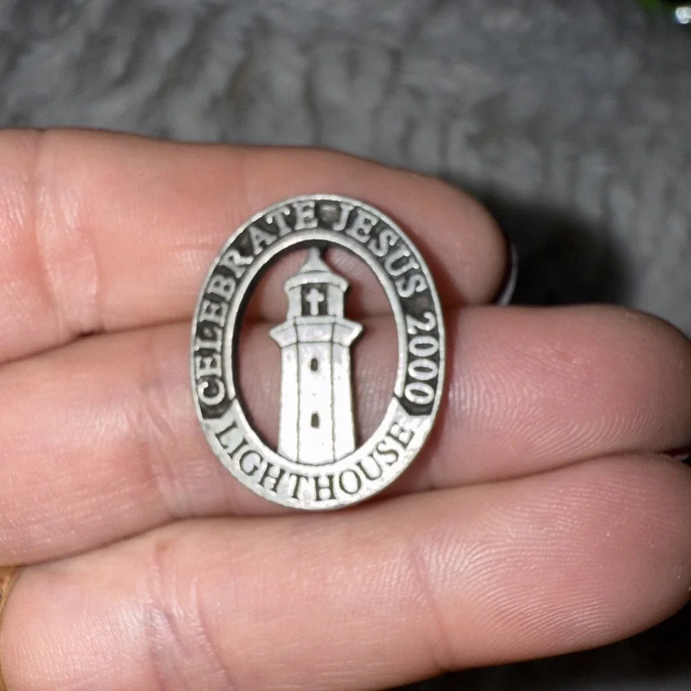 Celebrate Jesus 2000 Lighthouse Pin Christianity God Religion Silver Tone 5015